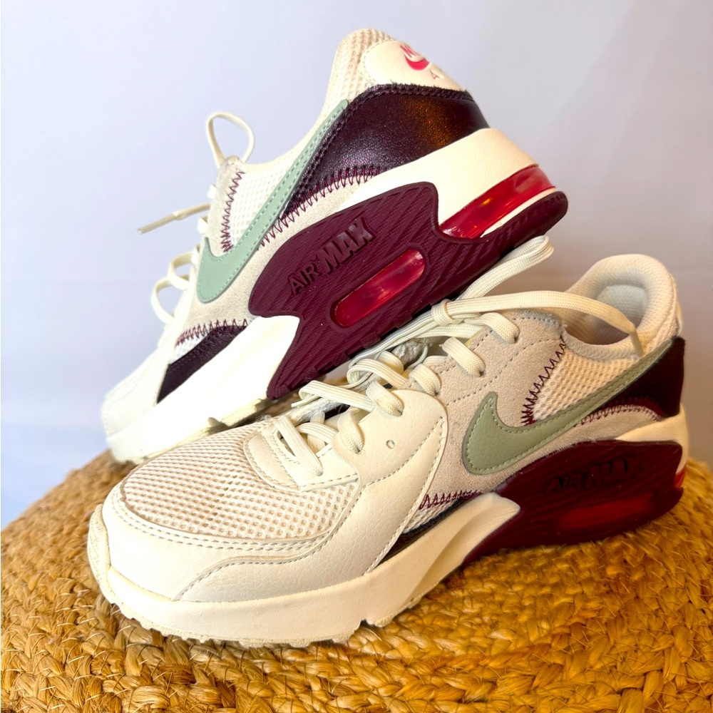 Nike Air Max SIZE 6 NEW White with Maroon and Grey details - Picture 3 of 11